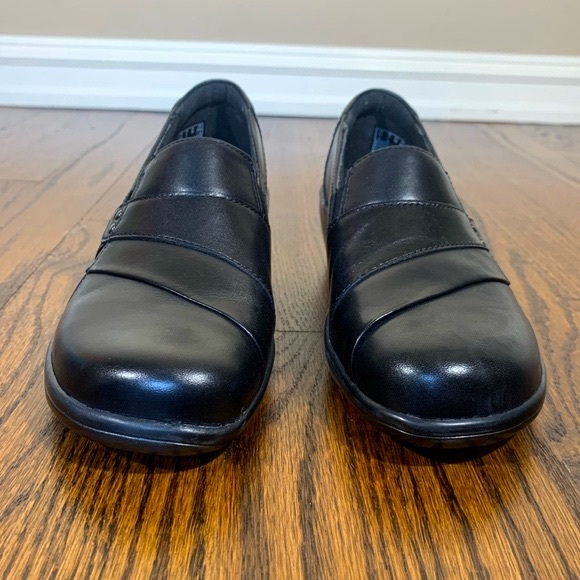 Clarks Women's May Marigold Slip-On Loafer Black Sz 6M - Picture 8 of 15